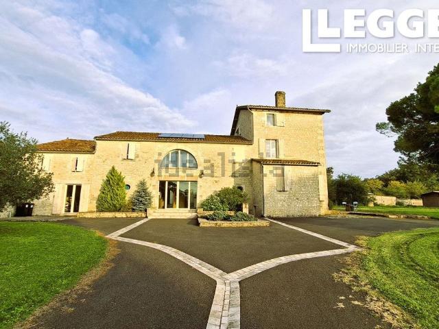 Maison, Mansle les Fontaines