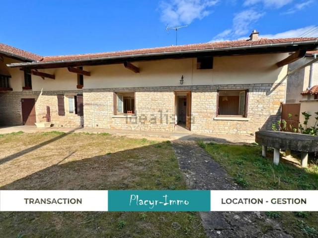 Maison, Manziat