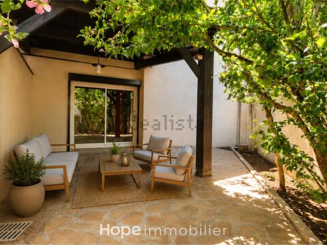 Maison, Marcilly d&apos Azergues
