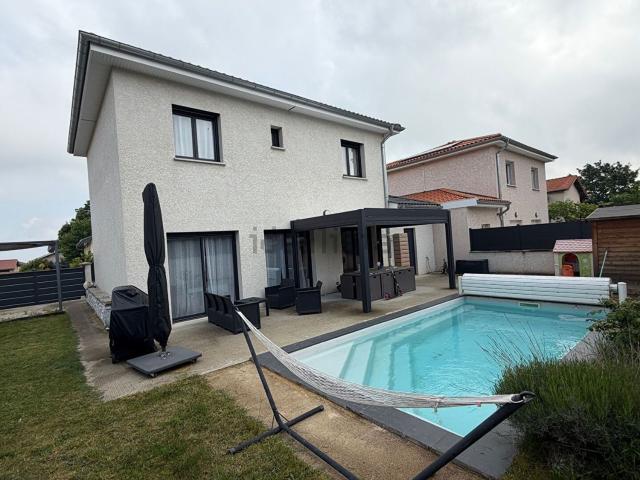 Maison, Marcilly d&apos Azergues