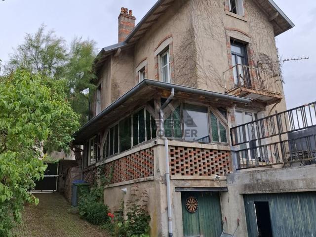 Maison, Marbache