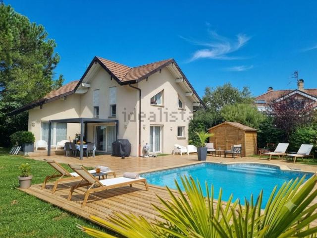 Maison, Margencel
