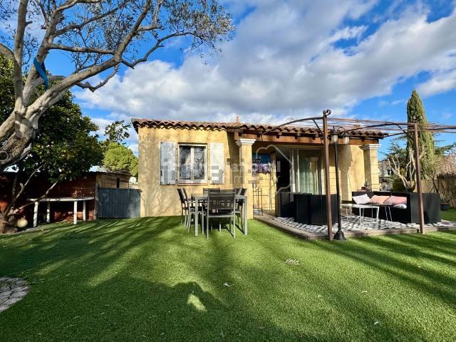 Maison, Marguerittes