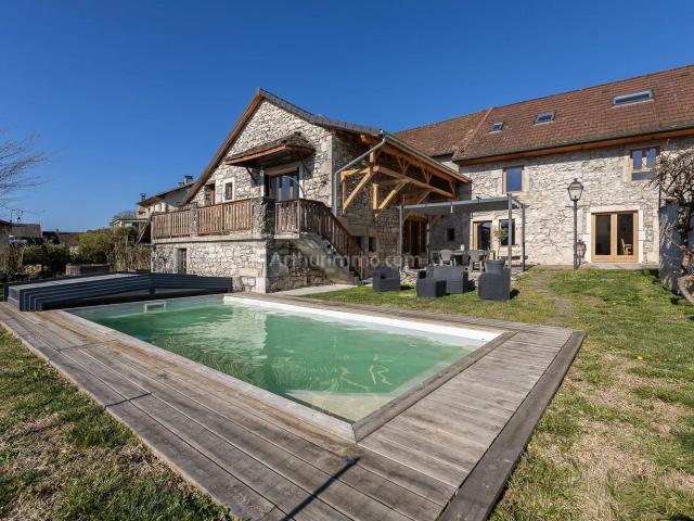 Maison, Marignieu