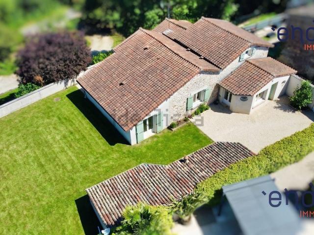 Maison, Marnay