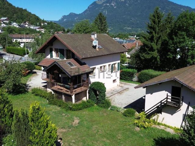 Maison, Marnaz