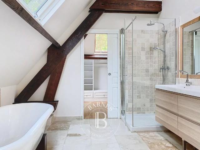 Maison • Marnes la Coquette
