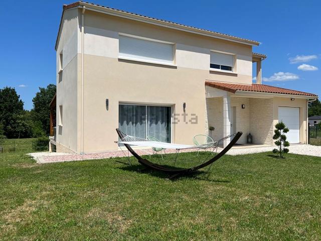 Maison, Marsac sur l&apos Isle