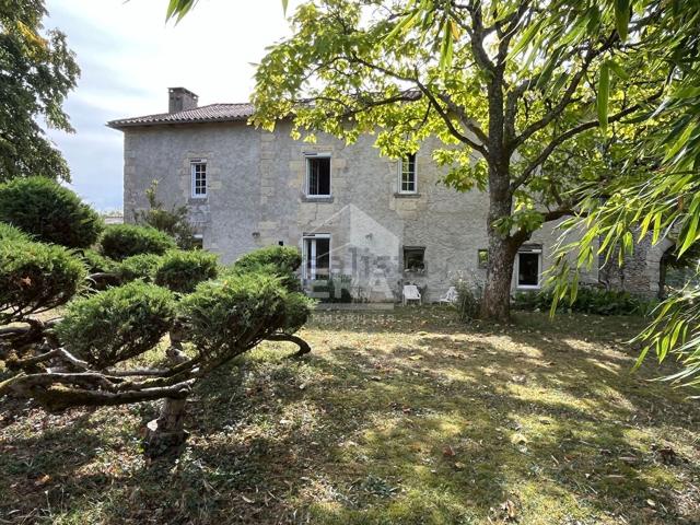 Maison, Marsac sur l&apos Isle