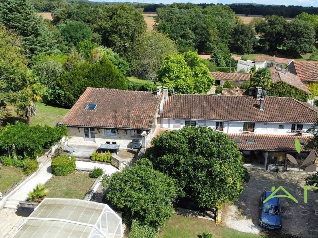Maison, Marthon
