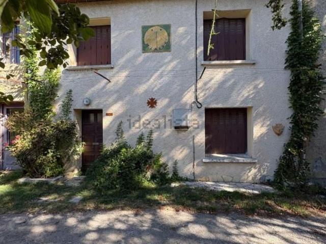 Maison, Mas Saintes Puelles