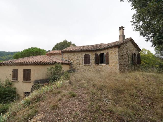 Maison, Massac