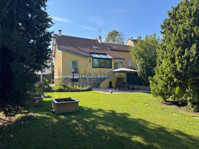 Maison, Massy
