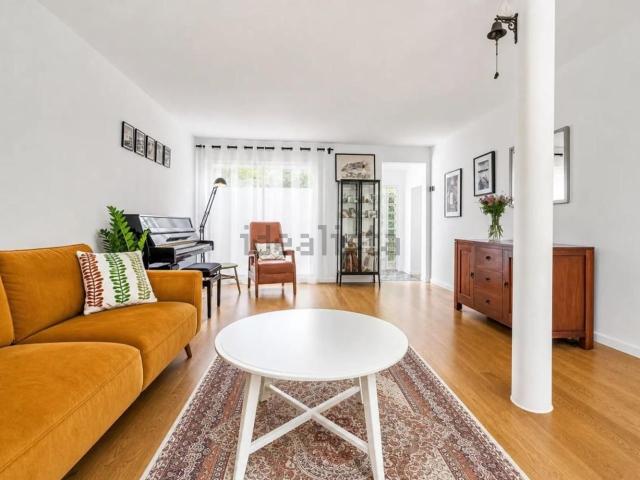 Maison, Massy