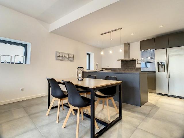 MAISON MEUBLE – 107 m2 – GARAGE – 69250 ALBIGNY SUR SAONE