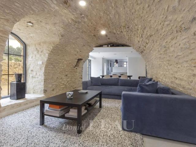 MAISON MEUBLEE 4 CHAMBRES CRESPIERES
