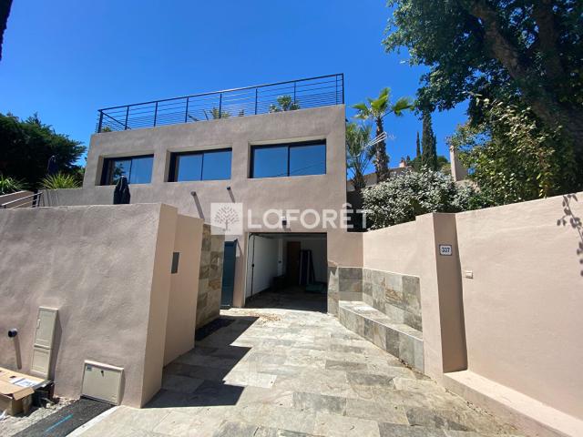 Maison meublée 4 pièces 96 m²