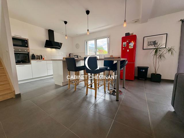 Maison meublée 4 pièces 105 m²