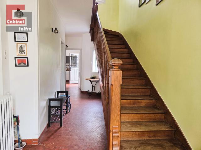 Maison meublée 4 pièces 124 m²