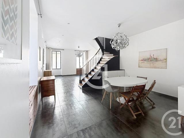 Maison meublée 4 pièces 136 m²