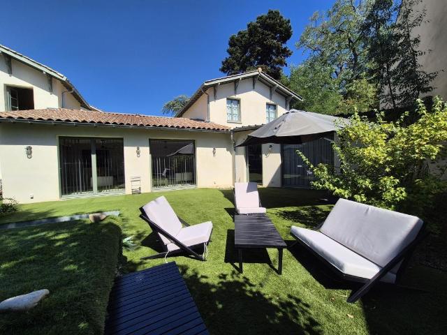 Maison meublée 4 pièces 142 m²