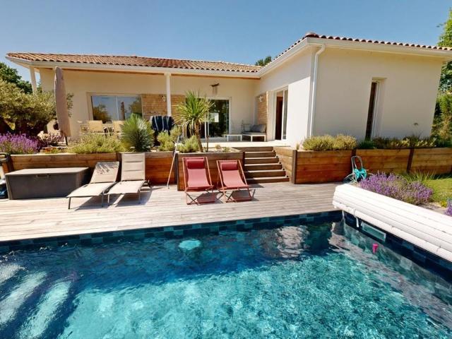 Maison meublée 4 pièces 156 m²