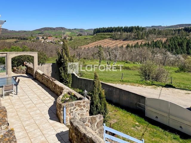 Maison meublée 4 pièces 164 m²