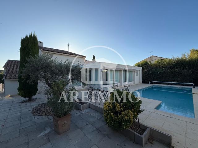 Maison meublée 4 pièces 165 m²
