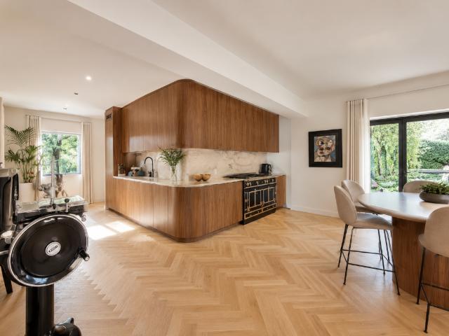 MAISON MEUBLEE 520M²