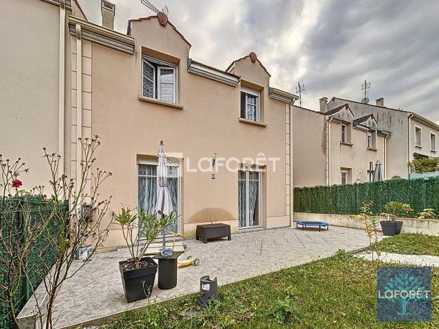 Maison meublée 5 pièces 83 m²
