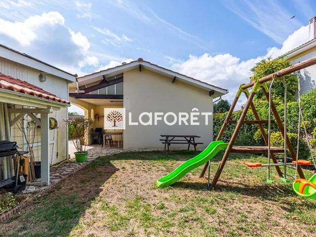 Maison meublée 5 pièces 92 m²
