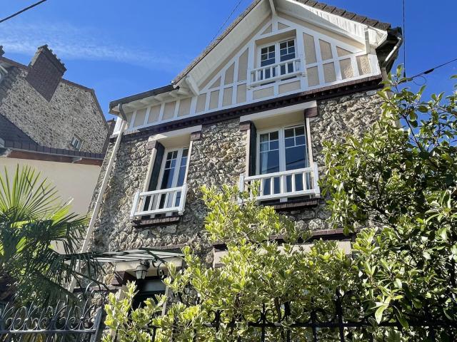 Maison meublée 5 pièces 94 m²