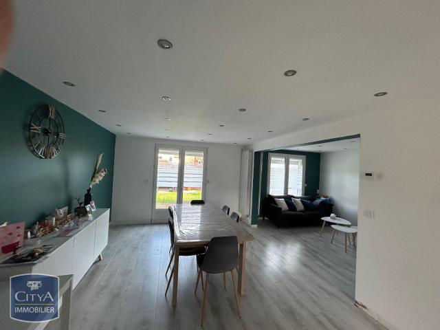 Maison meublée 5 pièces 105 m²