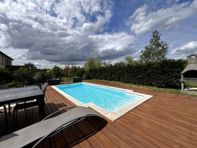 Maison meublée 5 pièces 110 m²