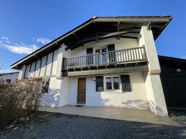 Maison meublée 5 pièces 121 m²