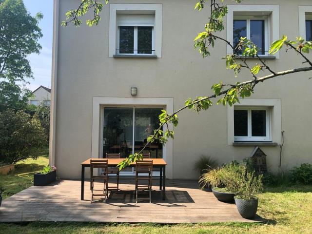 Maison meublée 5 pièces 129 m²