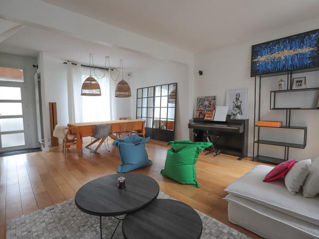 Maison meublée 5 pièces 140 m²
