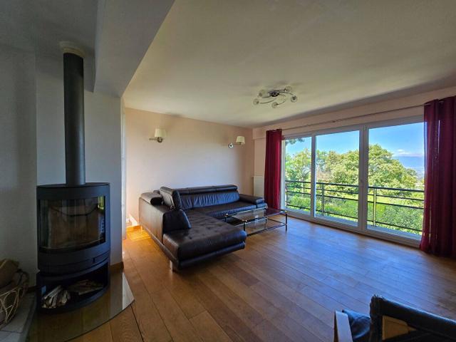 Maison meublée 5 pièces 142m2 Collonges sous Salève