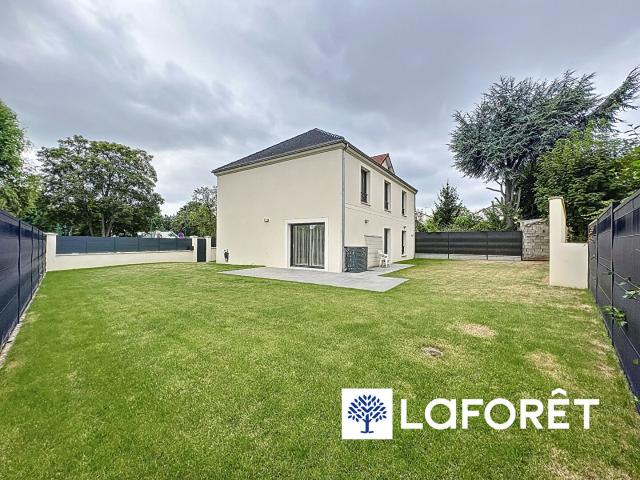 Maison meublée 5 pièces 150 m²