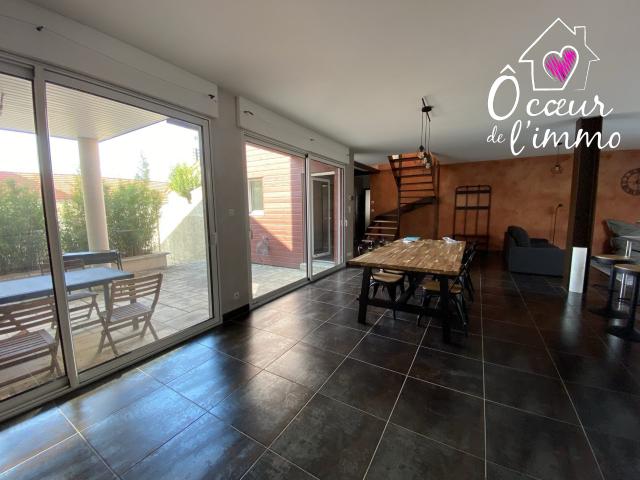 Maison meublée 5 pièces 150 m²