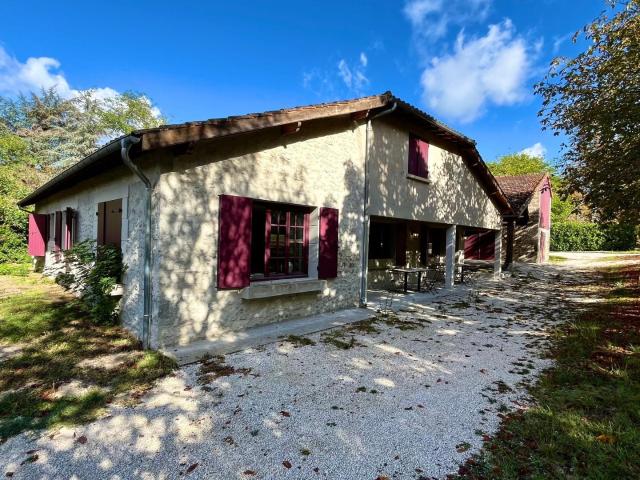Maison meublée 5 pièces 167 m²