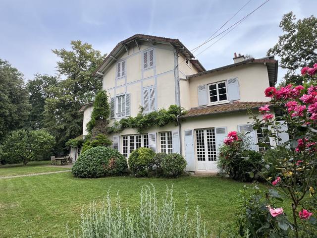 Maison meublée 6 pièces 168 m²