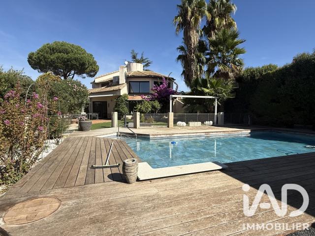 Maison meublée 5 pièces 176 m²