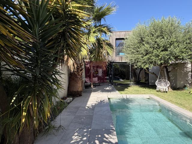 Maison meublée 5 pièces 178 m²