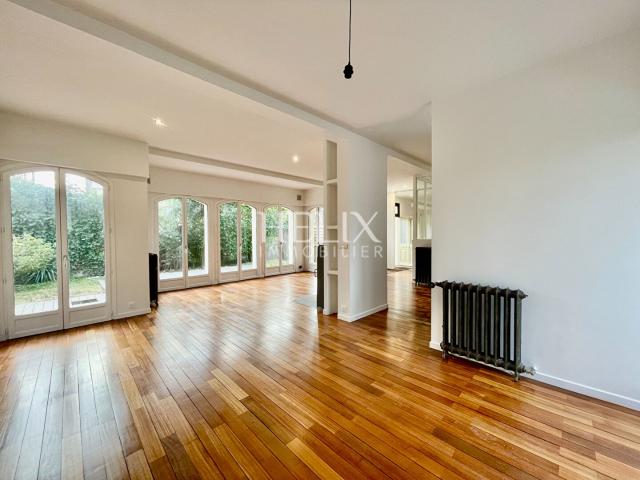 Maison meublée 6 pièces 105 m²
