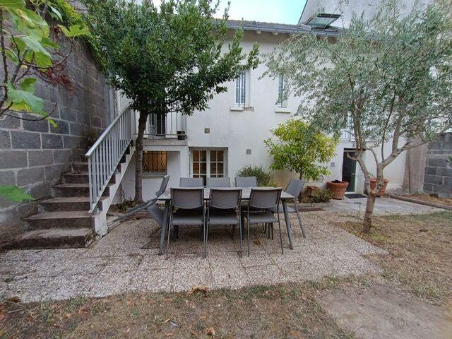 Maison meublée 6 pièces 130 m²