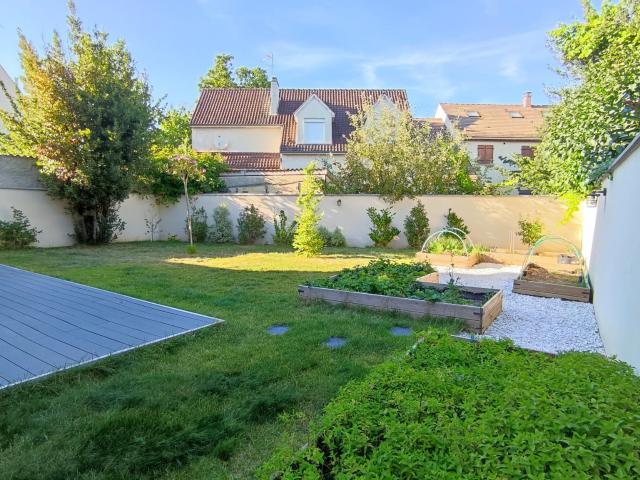 Maison meublée 6 pièces 133 m²