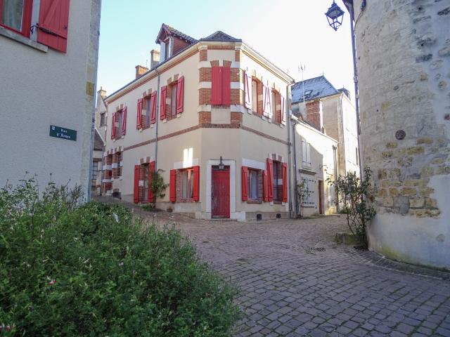 Maison meublée 6 pièces 134 m²