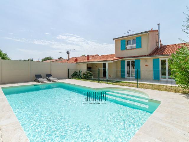 Maison meublée 6 pièces 140 m²