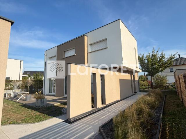 Maison meublée 6 pièces 140 m²